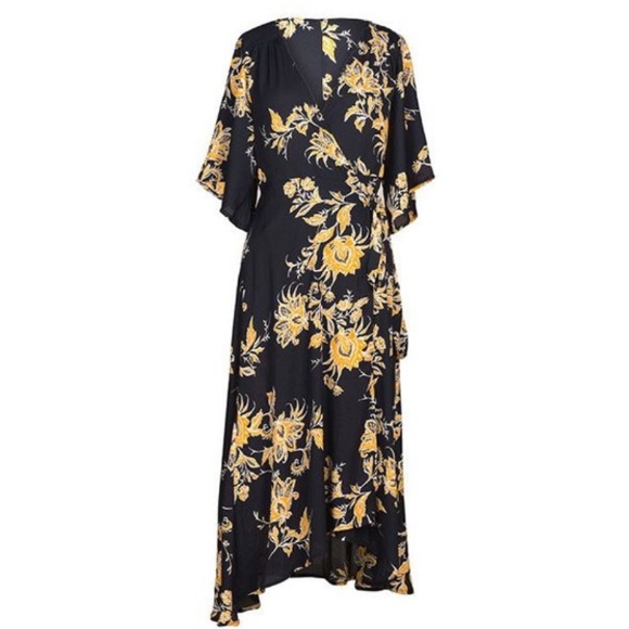 Cupshe Floral Wrap Kimono Cover Up Bad Moon Dress - Picture 3 of 8